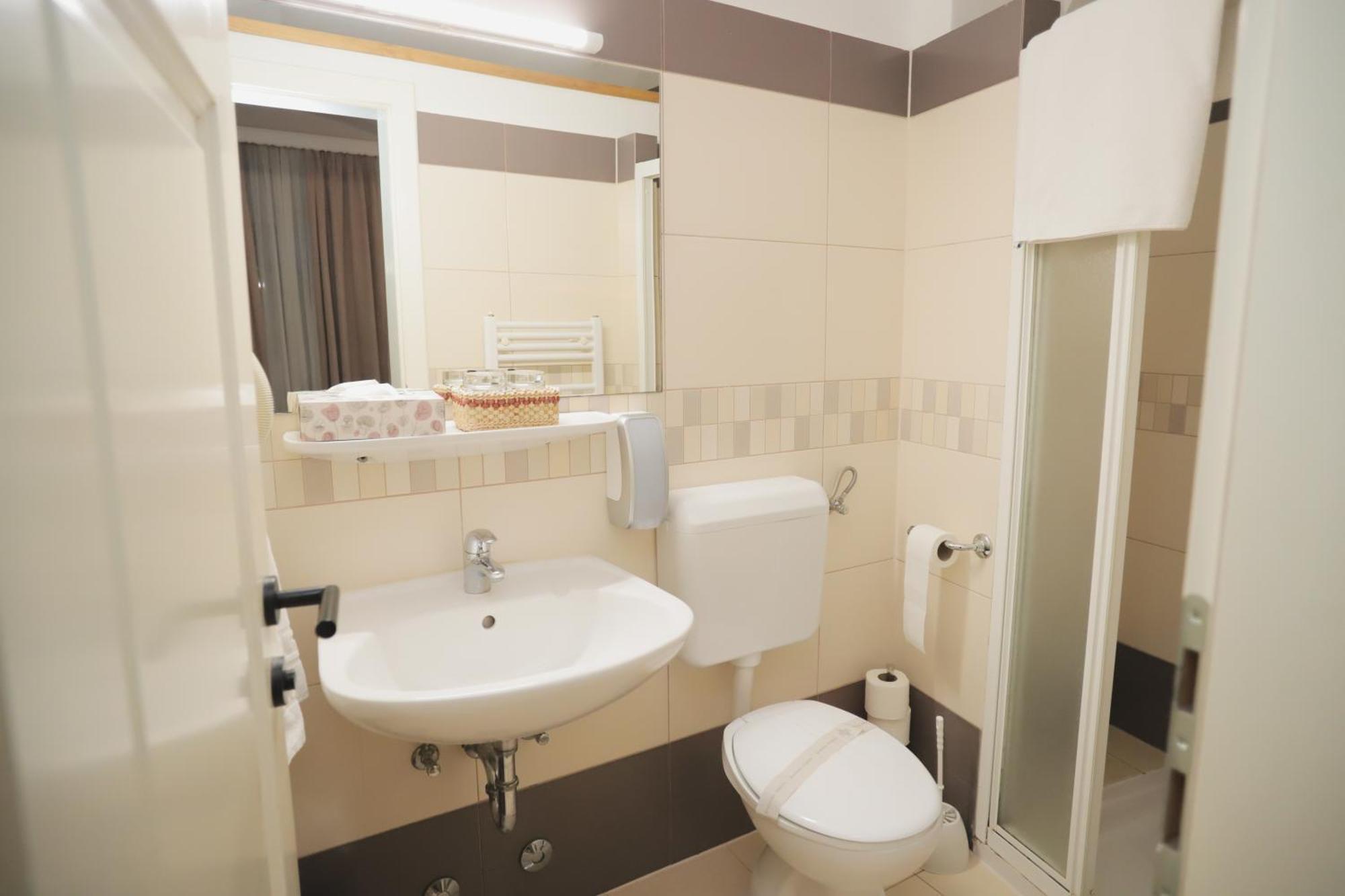 Sobe Bernarda Bed & Breakfast Varazdinske Toplice Luaran gambar